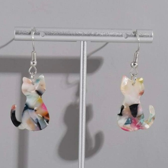 Jewelry - Cute acrylic cat earrings. New.